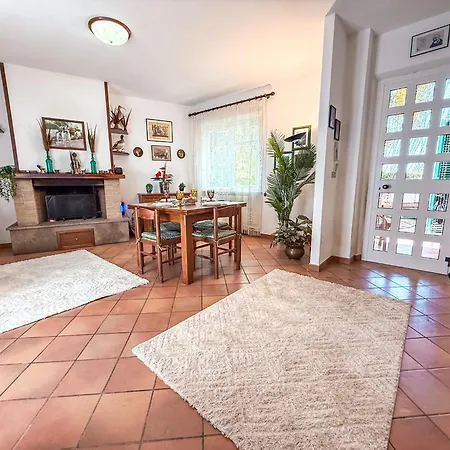 Frankfort In Collina A Monsampolo Tr A834 Apartment